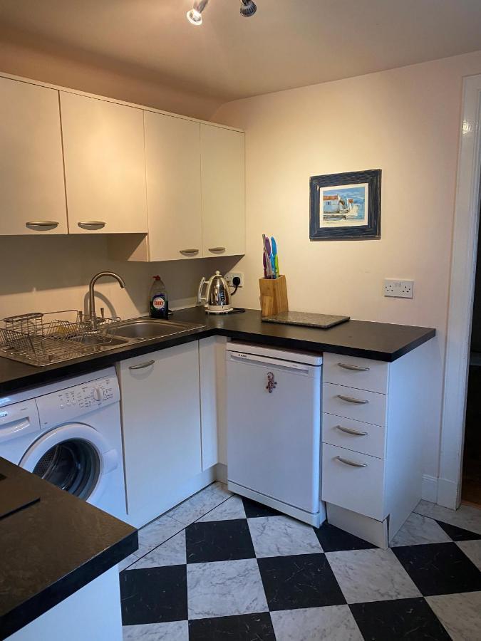 Cosy Cottage In Beautiful Royal Deeside 애보인 외부 사진